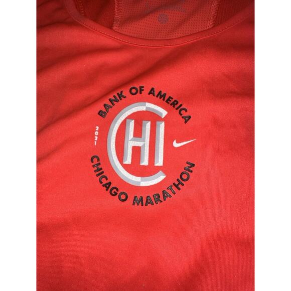 Nike Chicago Marathon Tank Top Small Red Dry Fit Singlet Running‎ Spellout - Picture 3 of 6